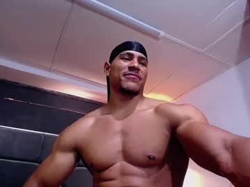 Live cam boy Adam_fit19cm, 25 yrs – Hot Male Cams