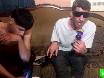 Live cam boy Alex_and_charlie, 31 yrs – Hot Male Cams