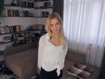 Live cam boy Angelinahass, 18 yrs – Hot Male Cams