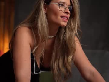 Live Milf Brandywhite, 36 yrs – Hot Milf Cams