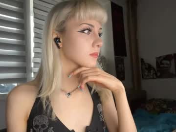 Live Cams Cuddlecrush, 18 yrs - Chaturbate Live