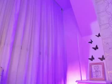 Live Feet Fetish Performer Foxy200__, 22 yrs - Ted's Cam Directory