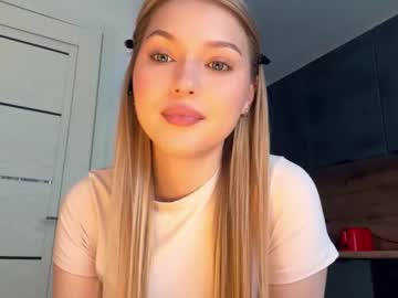 Live Cams Karibukrim, 18 yrs - Chaturbate Live