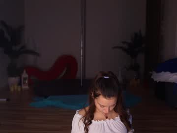 Live Feet Fetish Performer Kittycaitlin, 26 yrs - Ted's Cam Directory