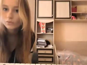 Live Cams Laraarizzi, 18 yrs - Chaturbate Live