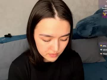 Live cam boy Lilysollar, 18 yrs – Hot Male Cams