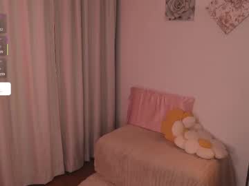 Live Feet Fetish Performer Melanieryann_, 23 yrs - Ted's Cam Directory
