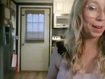 Live Milf Nikkib653466, 36 yrs – Hot Milf Cams
