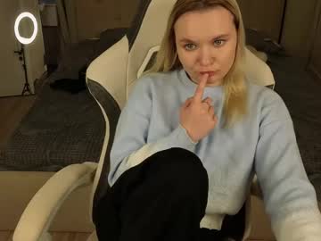 Live Cams Sara_moorre, 19 yrs - Chaturbate Live