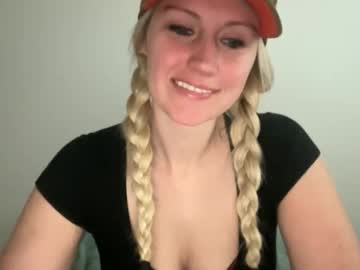 Live Milf Smexxii93, 32 yrs – Hot Milf Cams