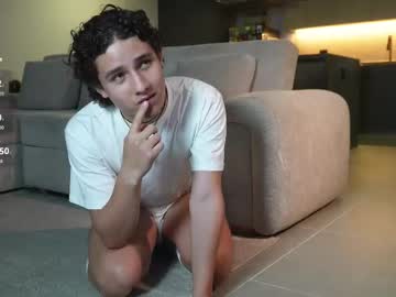 Live Feet Fetish Performer Theohawke_, 20 yrs - Ted's Cam Directory