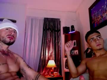 Live Feet Fetish Performer Tiancam, 20 yrs - Ted's Cam Directory