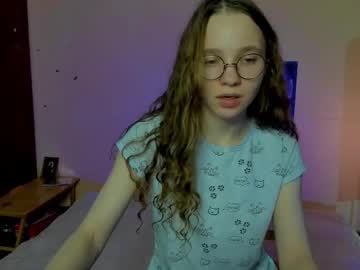 Live Feet Fetish Performer Your_leslie, 24 yrs - Ted's Cam Directory